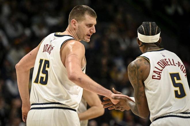 他的故事提 他的故事提